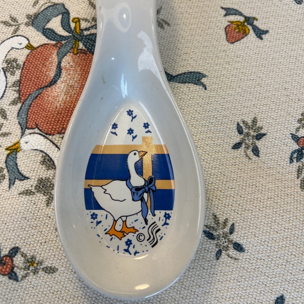 Blue Goose with Ribbon Spoon Rest 1980's Home Decor